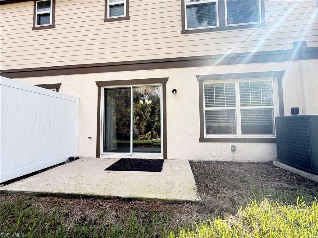 BAYSHORE COMMONS - Residential Lease