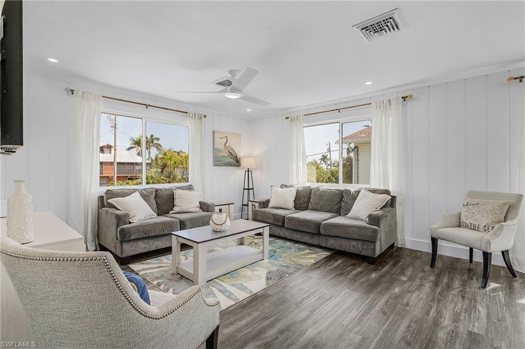 SERENITY COVE - Residential