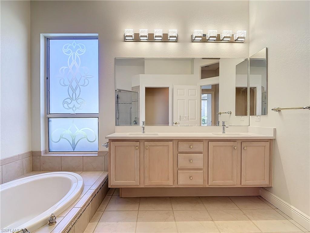 TROON LAKES - Residential Lease