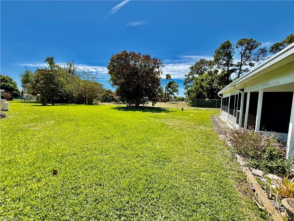 PINEWOOD CONDOMINIUM - Residential