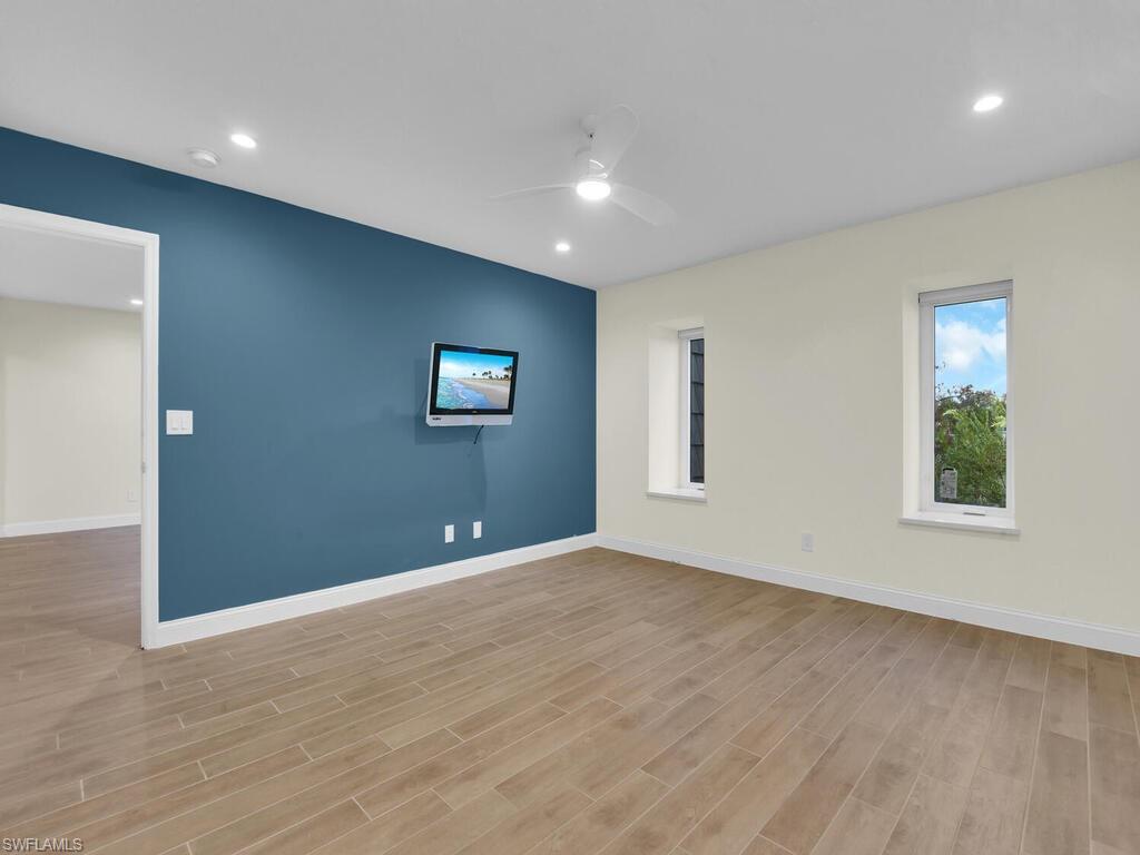 NAPLES BATH AND TENNIS CLUB - Residential