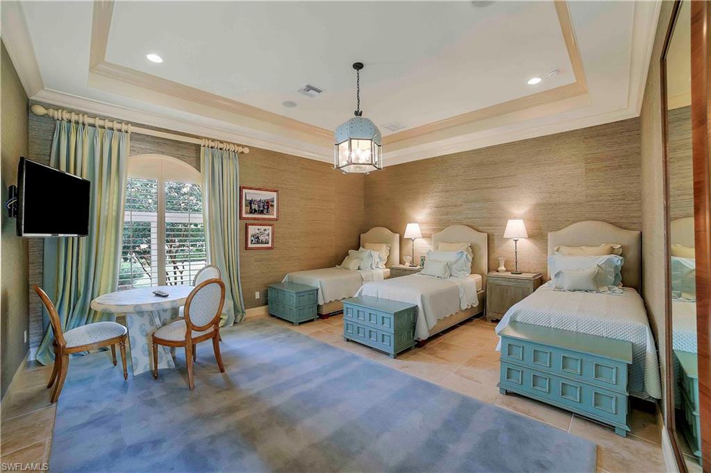 MARCO BEACH - Residential