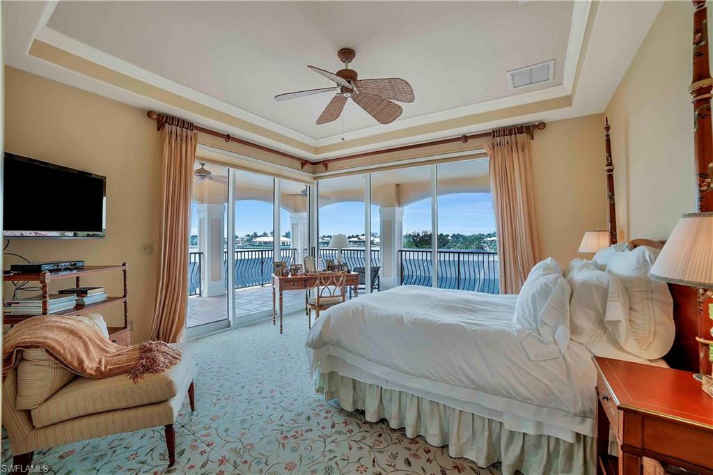 MARCO BEACH - Residential