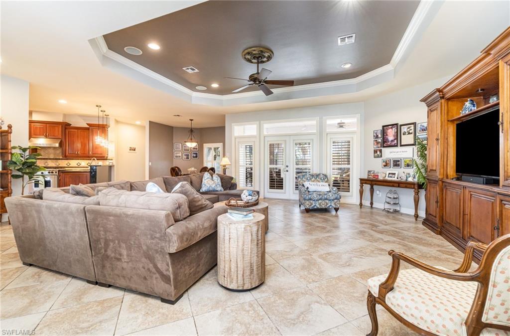 15753 Caloosa Creek CIR