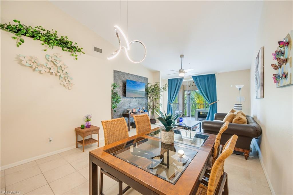 HUNTINGTON LAKES - Residential