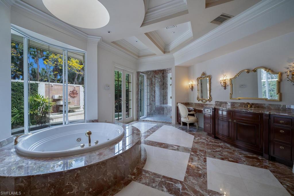 QUAIL WEST - Residential