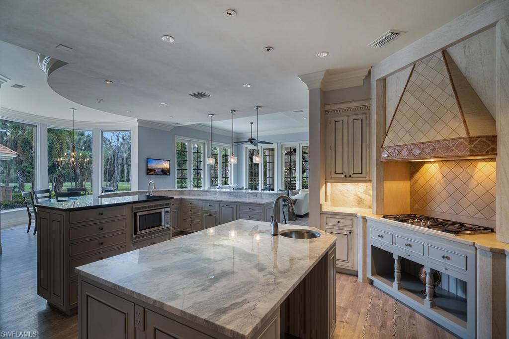 QUAIL WEST - Residential