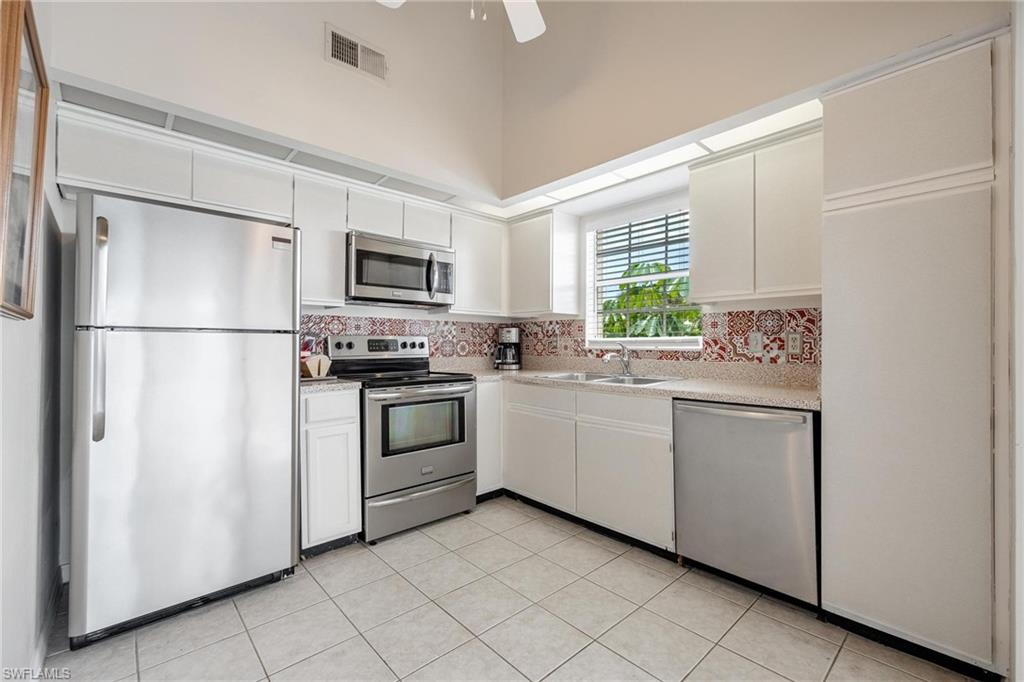 RIVERS EDGE - Residential