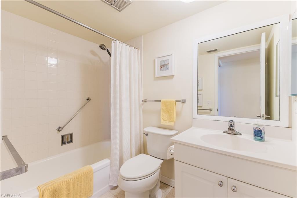 SEVEN LAKES - Residential