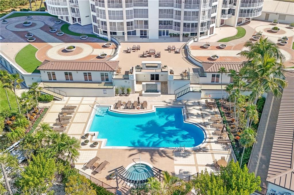 CONTESSA AT BAY COLONY - Residential