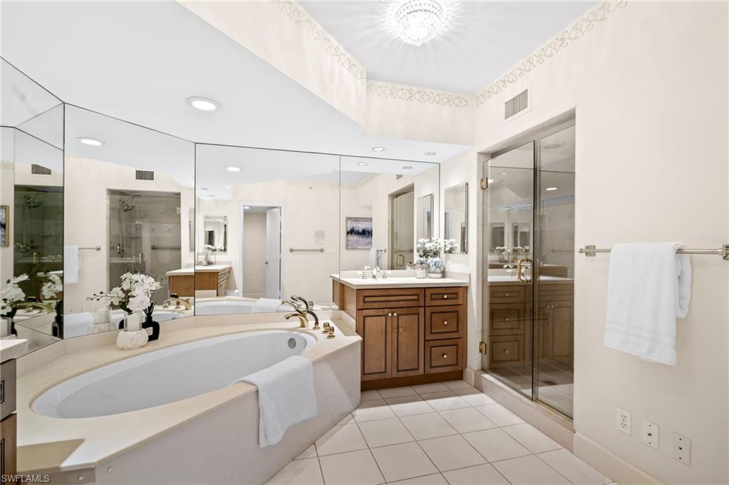 CONTESSA AT BAY COLONY - Residential