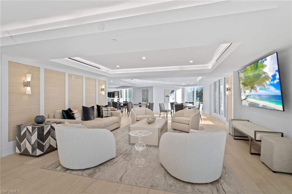 CONTESSA AT BAY COLONY - Residential