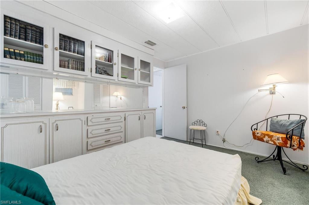 OAK PARK VILLAGE CO-OP INC - Residential