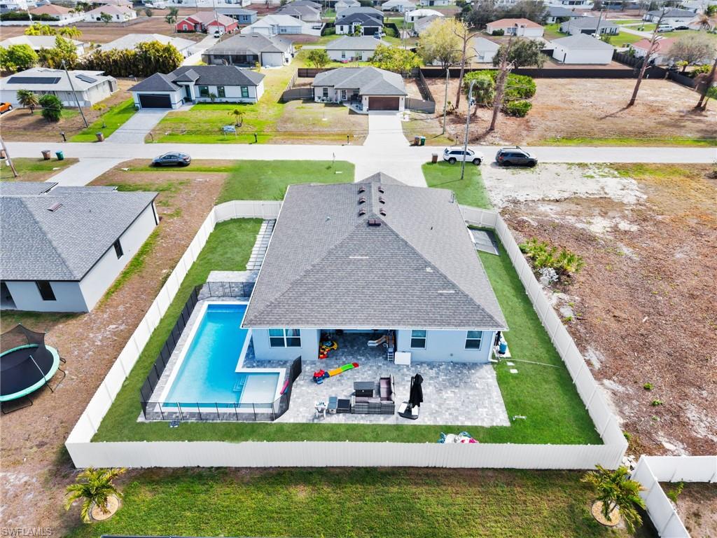 CAPE CORAL - Residential