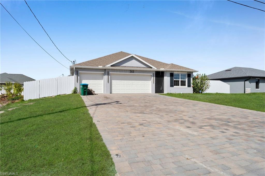 CAPE CORAL - Residential