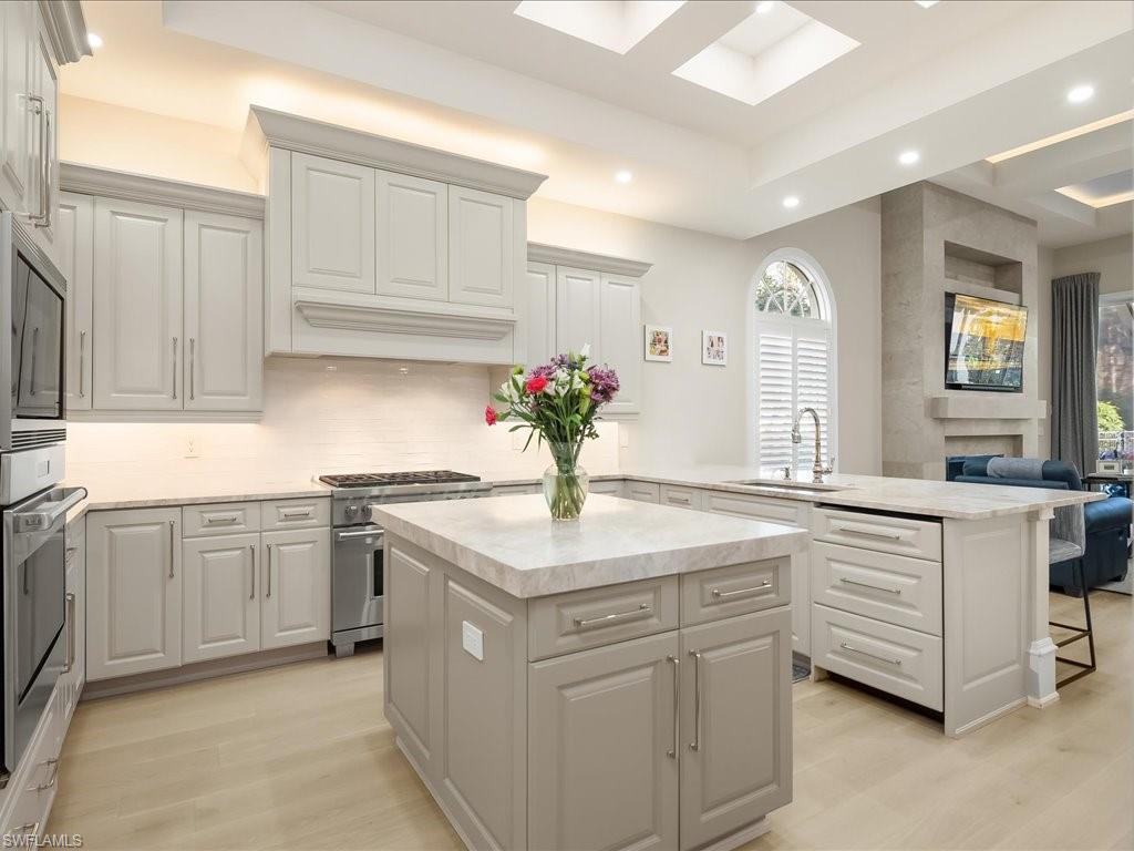 CAPISTRANO - Residential