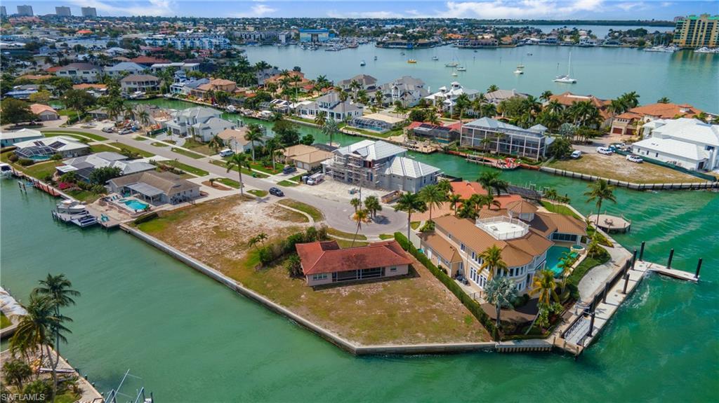 MARCO ISLAND - Residential