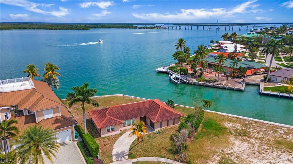 MARCO ISLAND - Residential