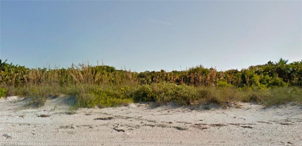 KEEWAYDIN ISLAND - Land