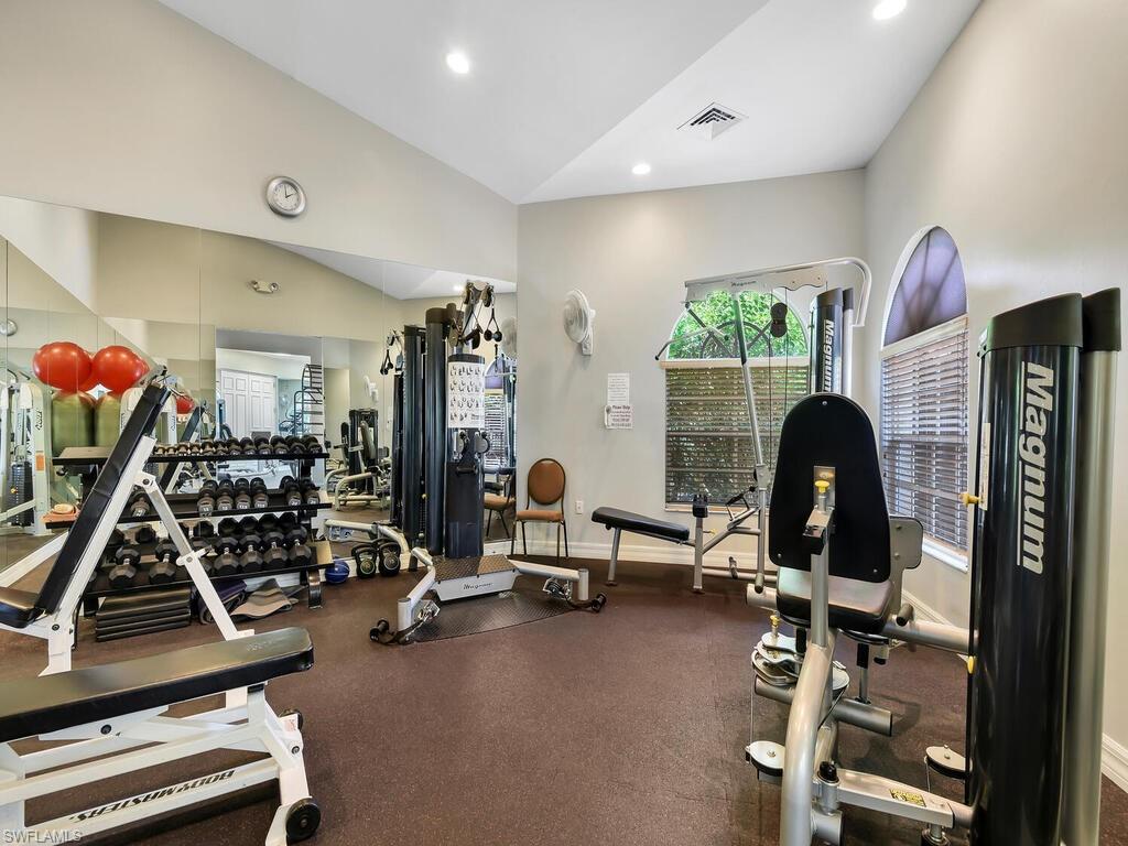 HUNTERS RIDGE - Residential