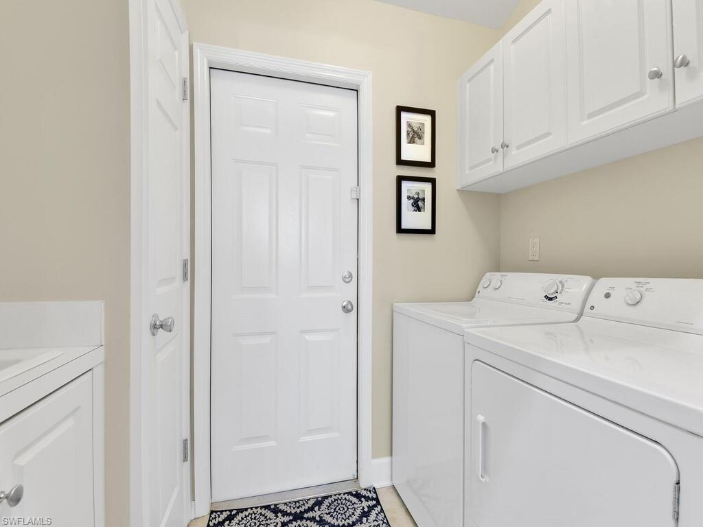 HUNTERS RIDGE - Residential