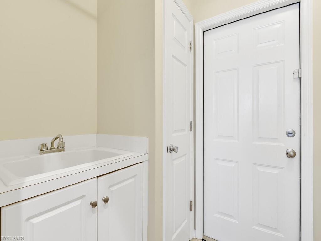 HUNTERS RIDGE - Residential