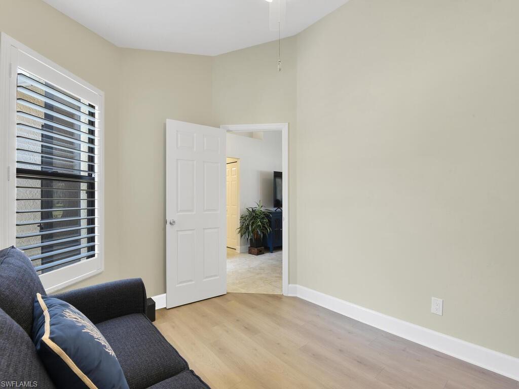 HUNTERS RIDGE - Residential