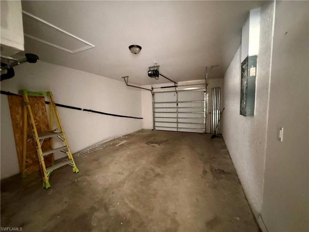 CAPE CORAL - Residential Lease