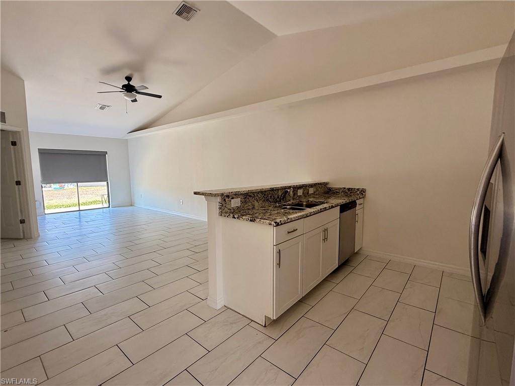 CAPE CORAL - Residential Lease