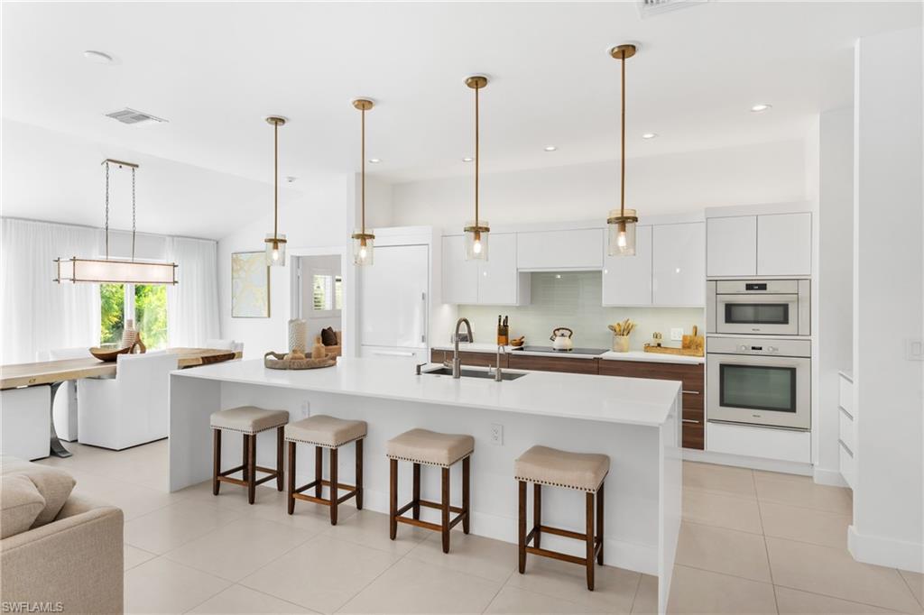 PARK SHORE - Residential