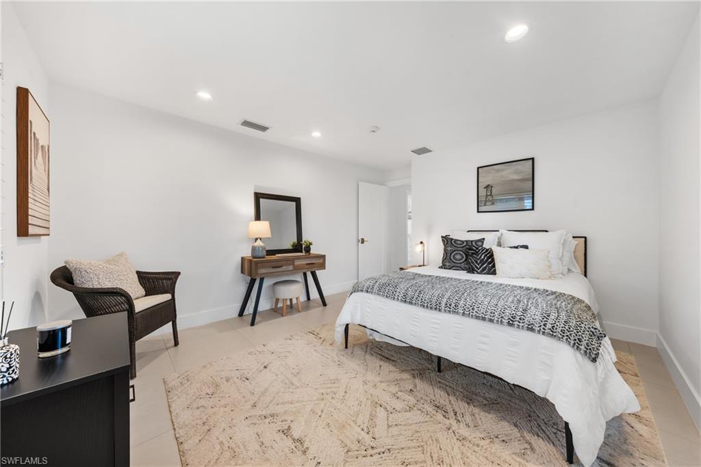 PARK SHORE - Residential