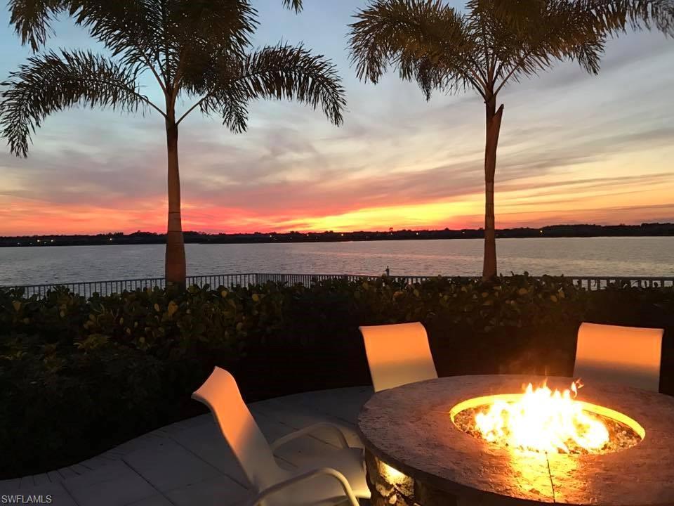 CORKSCREW SHORES - Residential