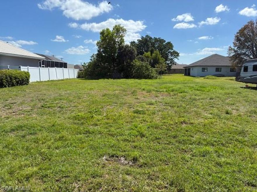 Fantastic opportunity! This lot is located in the beautiful community of Cape Coral with fresh water canal access. Located close to the Cape Coral Hospital, shopping malls and restaurants. All assessments paid off.
 No signs of protected species are on the property but an inspection is always recommended.
