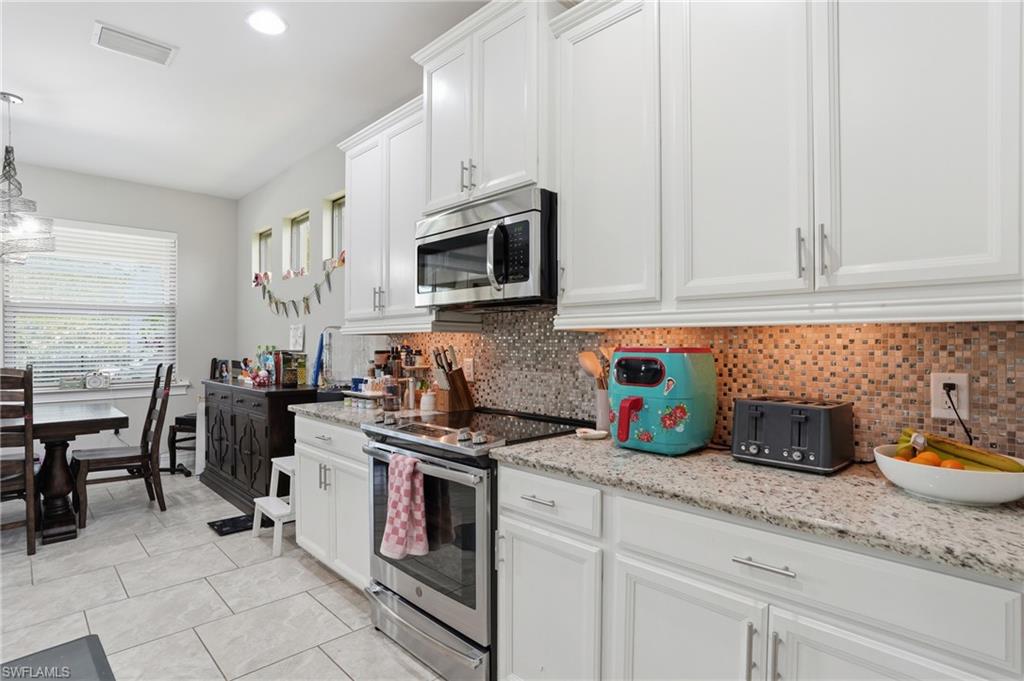 BARRINGTON COVE - Residential