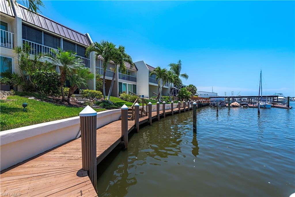 NAPLES BAY CLUB - Residential