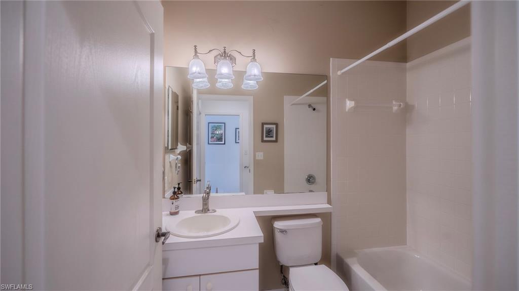 VILLAS AT COUNTRY CREEK - Residential