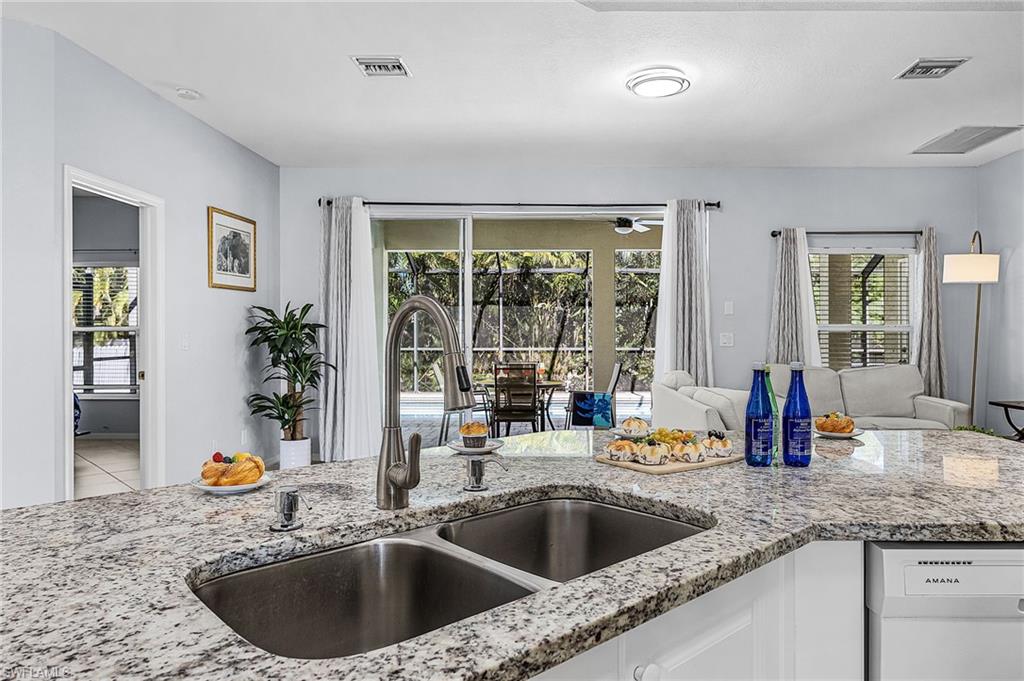 CAPE CORAL - Residential Lease