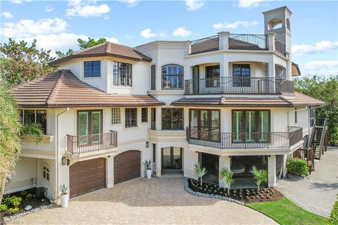 195 S Beach DR MARCO ISLAND FL 34145