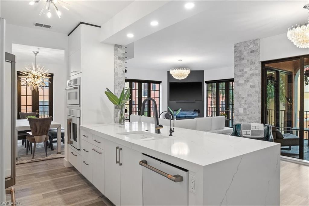 8010 Via Sardinia WAY 4204