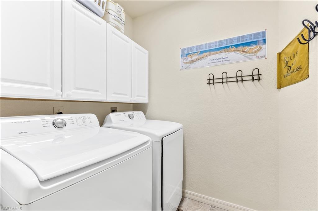 CAPTAINS BAY SOUTH - Residential