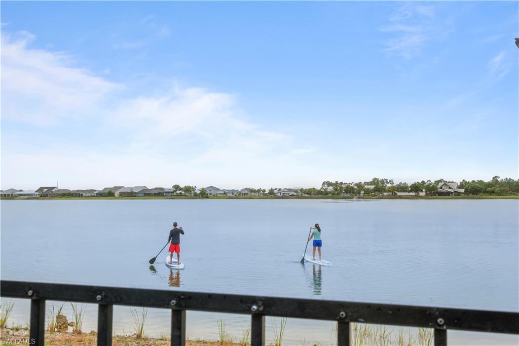 EDGEWATER - Residential