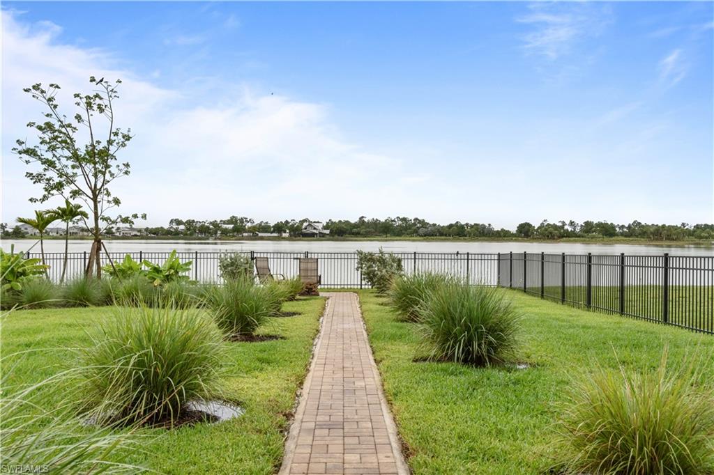 EDGEWATER - Residential