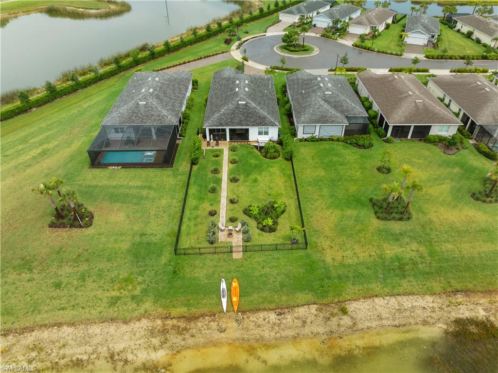 EDGEWATER - Residential