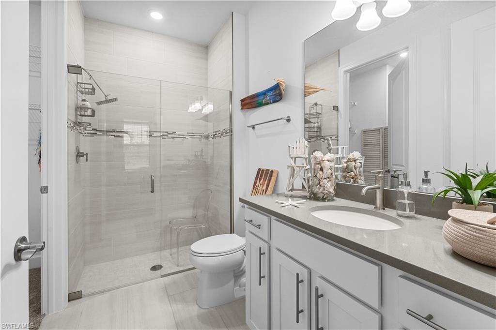 EDGEWATER - Residential