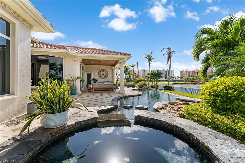 ADMIRAL'S ISLE - Residential