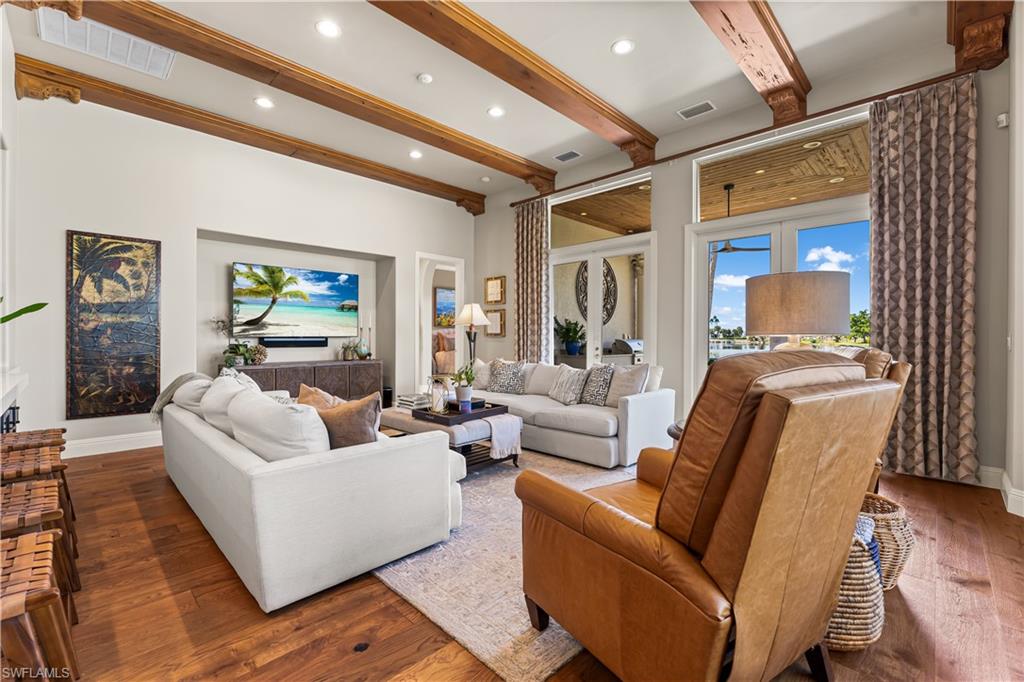 ADMIRAL'S ISLE - Residential