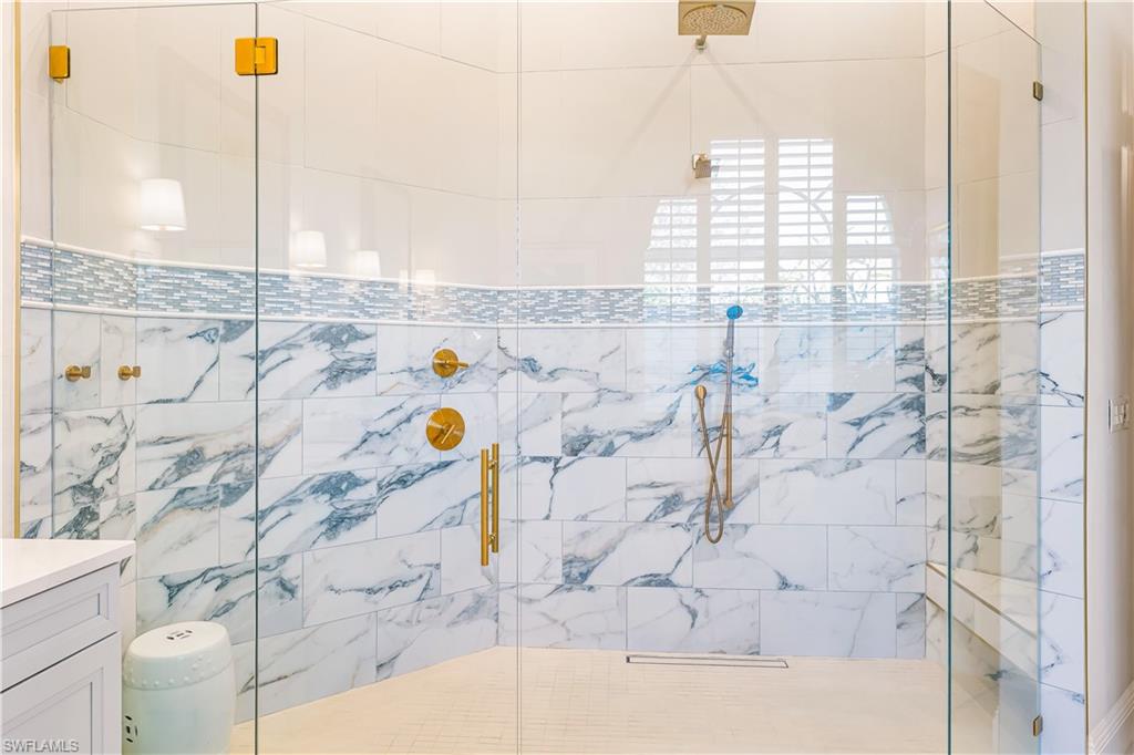 ADMIRAL'S ISLE - Residential