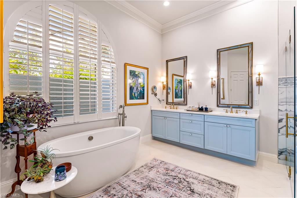 ADMIRAL'S ISLE - Residential