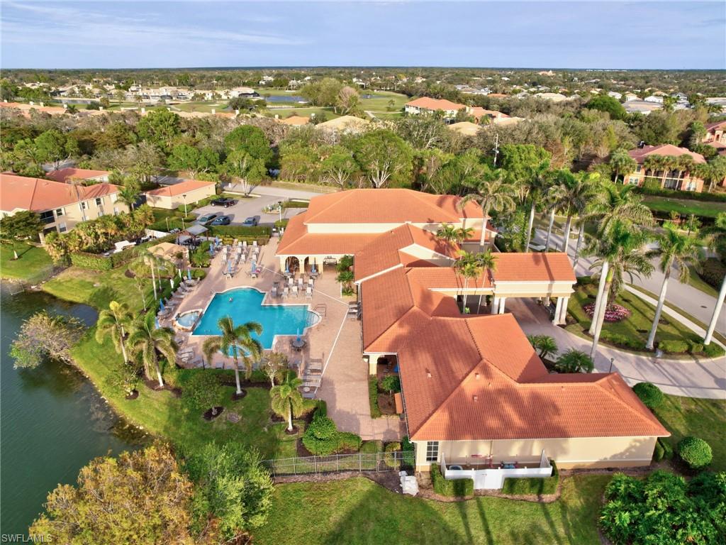 HUNTINGTON LAKES - Residential