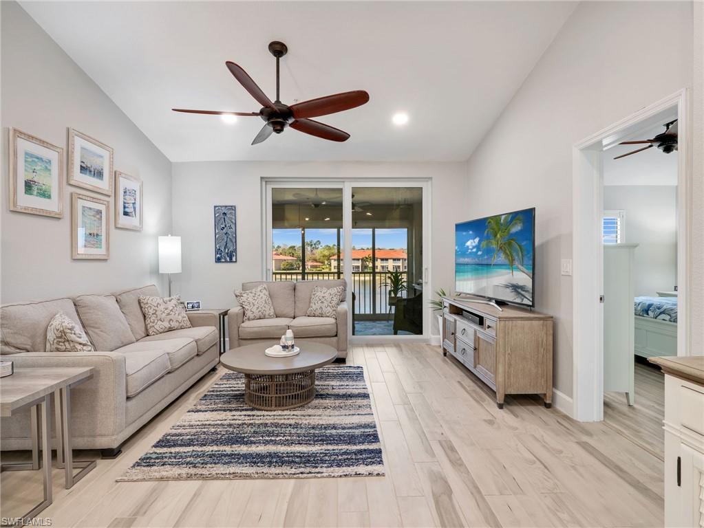 HUNTINGTON LAKES - Residential